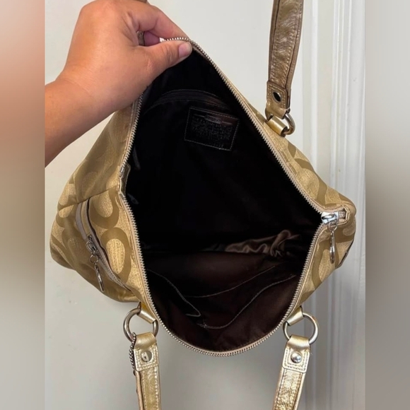 Coach Poppy Op Art Glam Tote Bag - Picture 8 of 9